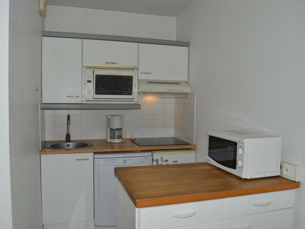 Frejus: Appt 2P, 5 Pers, Piscine, Plage A 150M, Parking, Animaux Ok - Fr-1-226A-357 Bagian luar foto