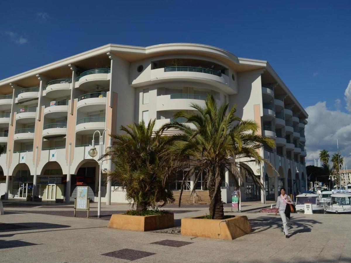 Frejus: Appt 2P, 5 Pers, Piscine, Plage A 150M, Parking, Animaux Ok - Fr-1-226A-357 Bagian luar foto